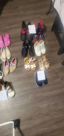Kids shoes