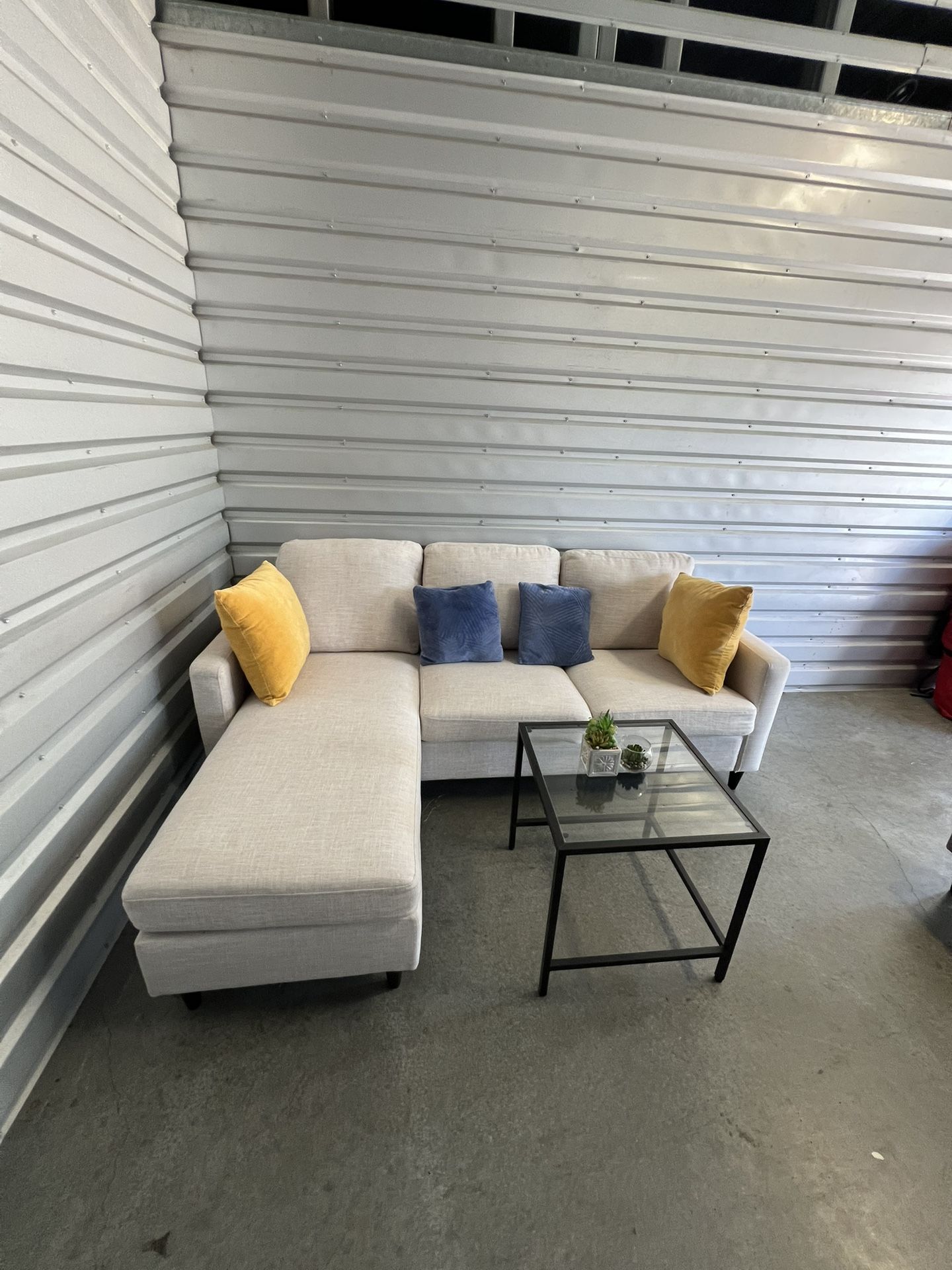 Sectional Couch-FREE DELIVERY