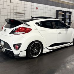 2016 Hyundai Veloster Turbo OEM spoiler 