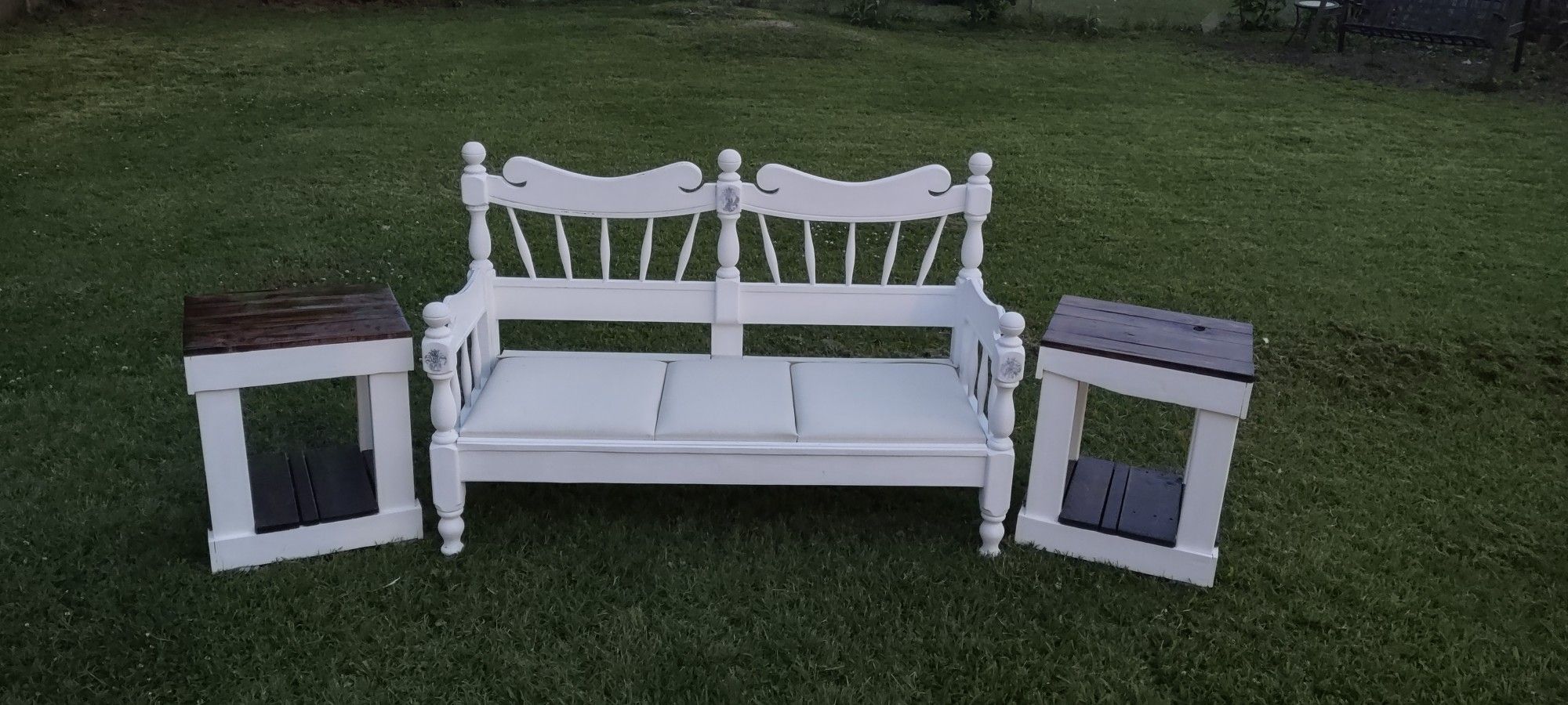 Bench & Tables