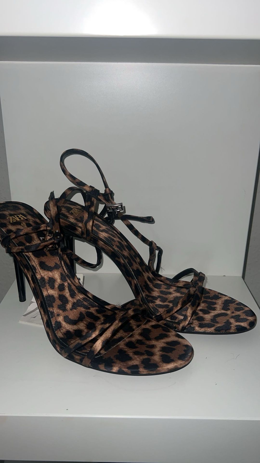 Zara Heels Brand New Sz 41 EUR