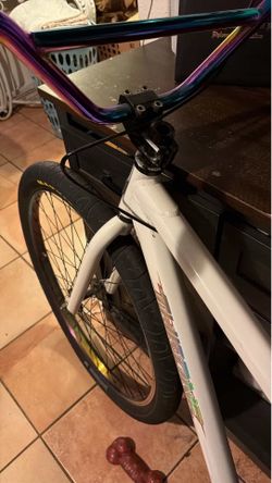 Throne bike
