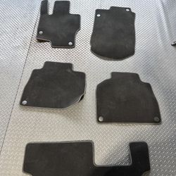 2021 Mercedes Benz GLE350 Floor Mats 