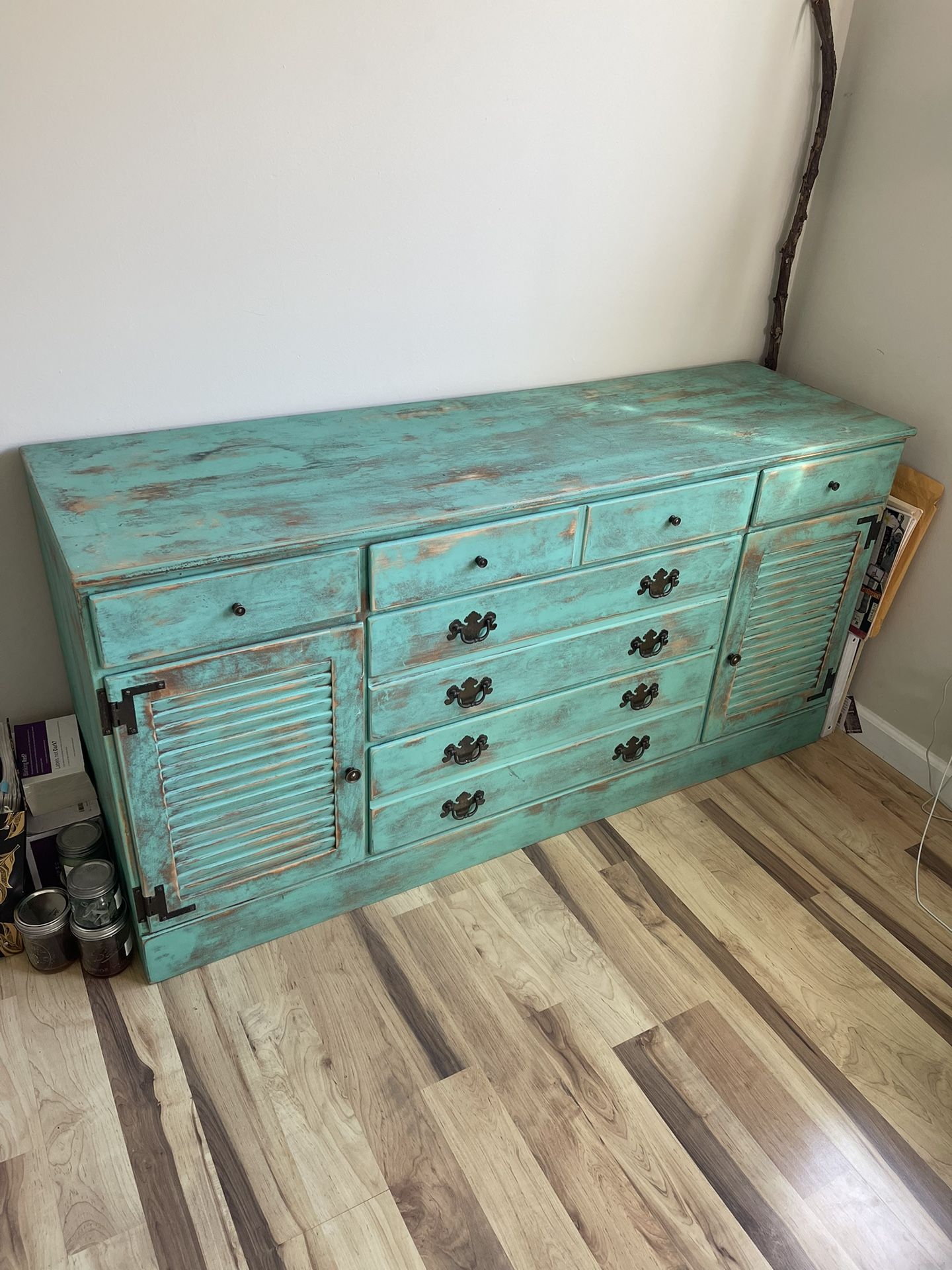 FOR SALE 🎉 Solid Wood Dresser