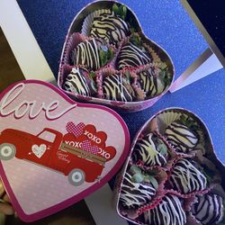 Selling chocolate Covered strawberries 