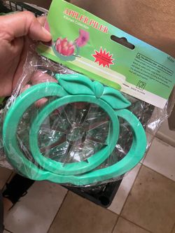$2 each/ 3 for $5, New Apple Slicer