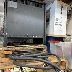 YALE TROJAN FORK LIFT CHARGER
