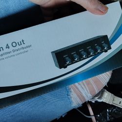 2 In 4 Out audio Splitter 