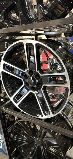 24s black machine wheels tire new 6lug Chevy