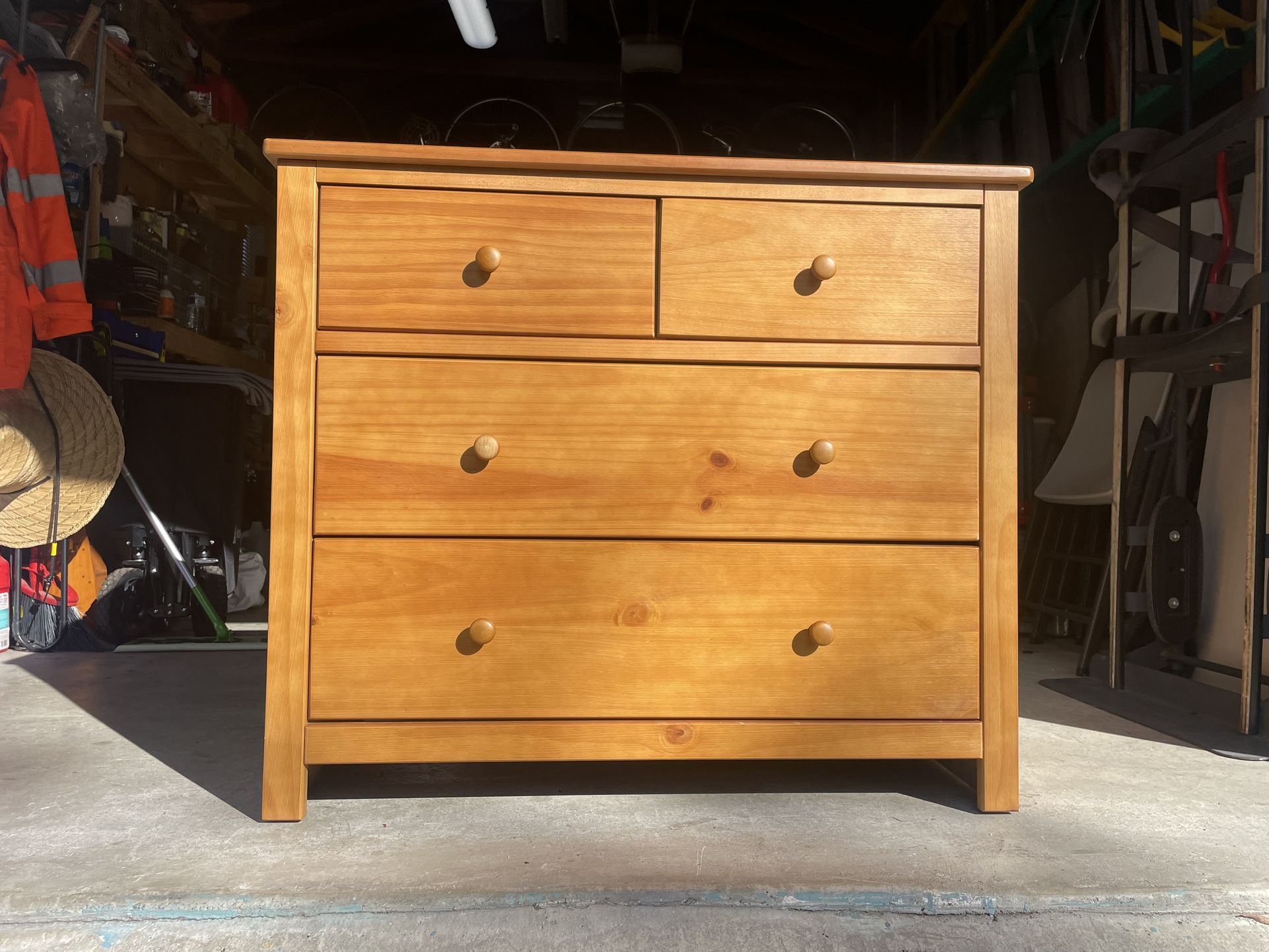 4 Drawer Dresser 