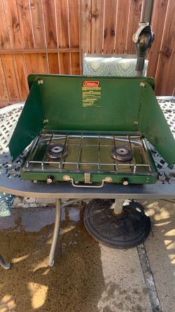 Coleman camp stove