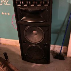 Speaker Box 