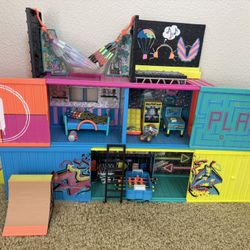 LOL Surprise Doll House