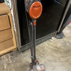 vacuum cleaner
