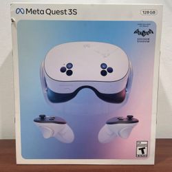 Meta quest 3S 128gb Batman Arkham shadow included floor model