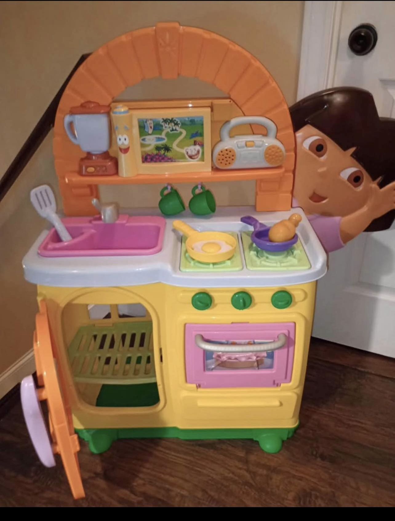 Vintage Dora Talking Kitchen And More (pls Read Description Below)
