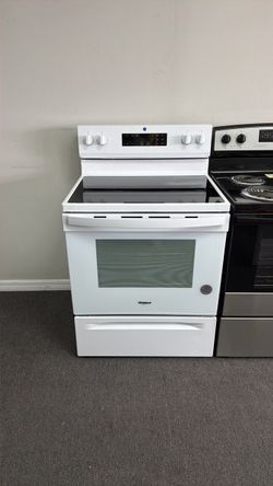 Whirlpool stove white