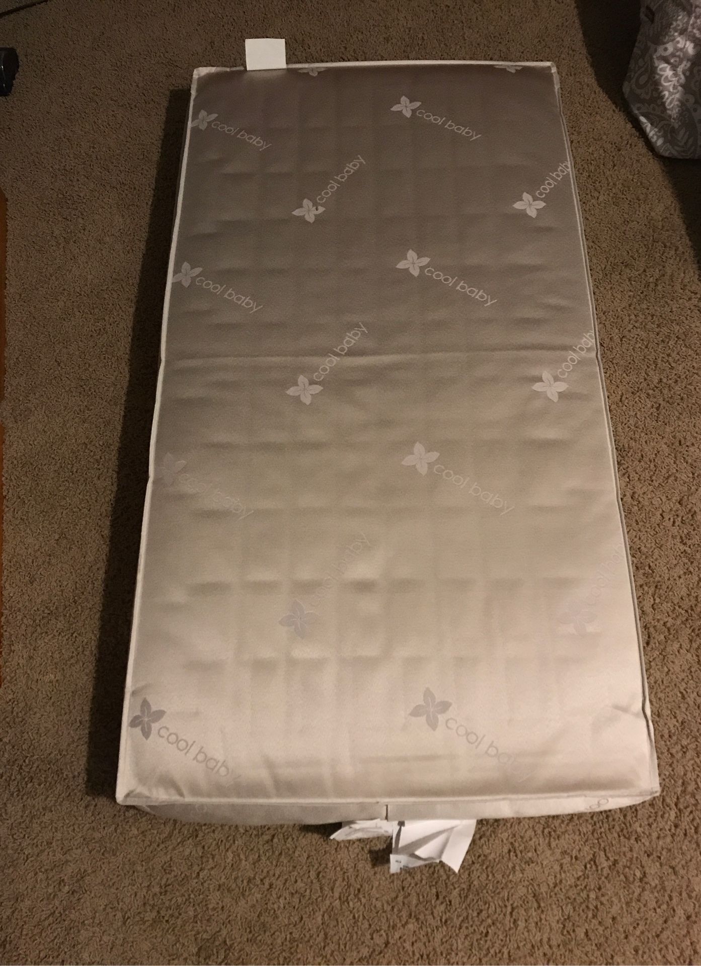 Sealy Cool baby crib mattress CLEAN