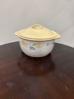 Vintage Corelle Coordinates Secret Garden Stoneware Casserole Dish with Lid