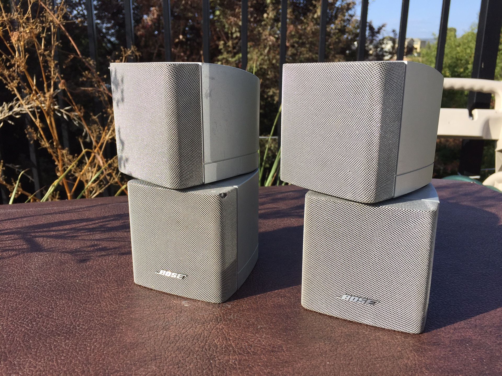 Bose doubleshot speakers working perfectly