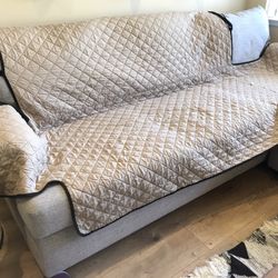 LARGE FABRIC COUCH Pet Hair Cover