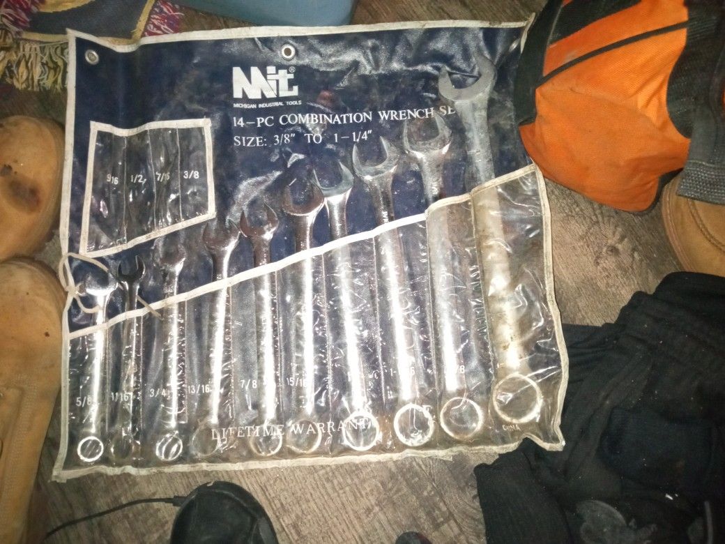 14 Piece Combination Wrench Set