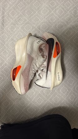 Nike Air Zoom Alphafly Next% 3 Size 7 M