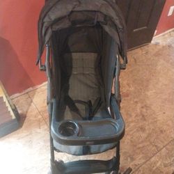 Stroller 