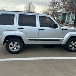 Jeep Liberty 2012