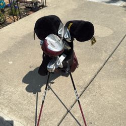 Golden Bear Golf Set
