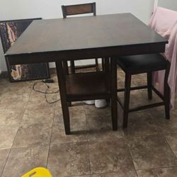 Free Kitchen Table & 4 Chairs