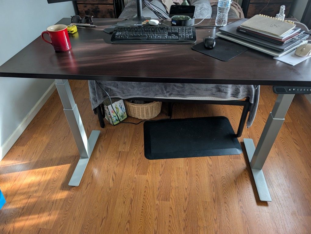 Standing Desk/ Table, Adjustable, Cord Management 