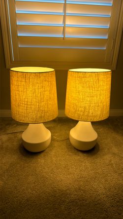 2 Lamps