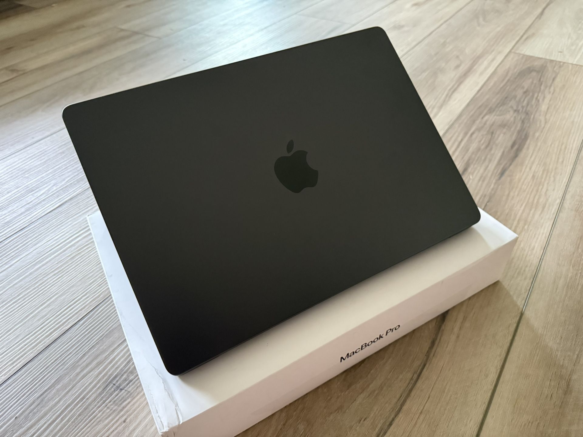 Macbook Pro - M5 2025