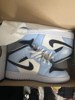 Icy Blue 1s Grade School 7y $100
