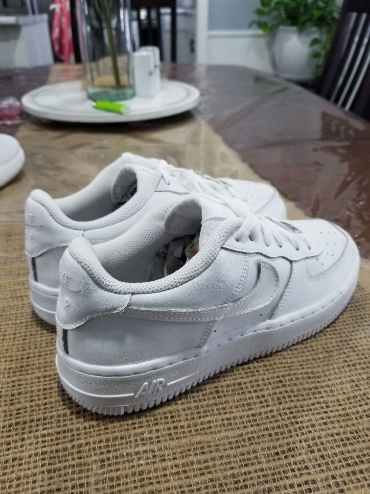 Nike air force one 5.5 2025