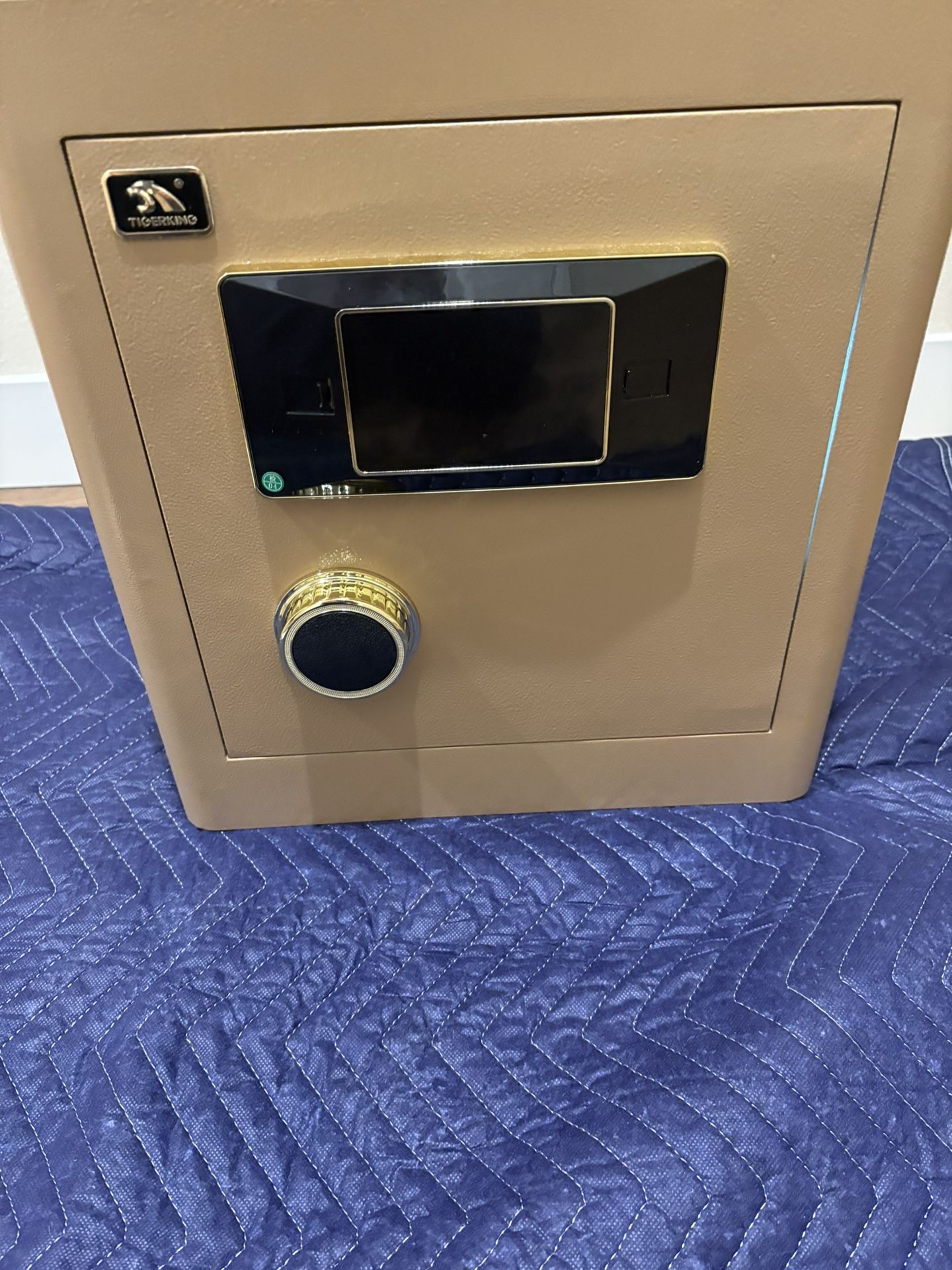 Nice Home Floor Safe
