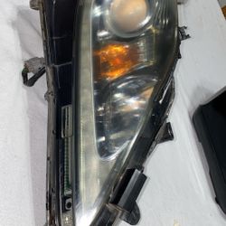 OEM Lexus Is250 Headlight 