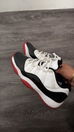 Jordan 11 concord breds