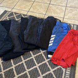 Five Men Pair Of Pants 36 X 30 Great Condition Two Men’s Shorts Both Large All For 30