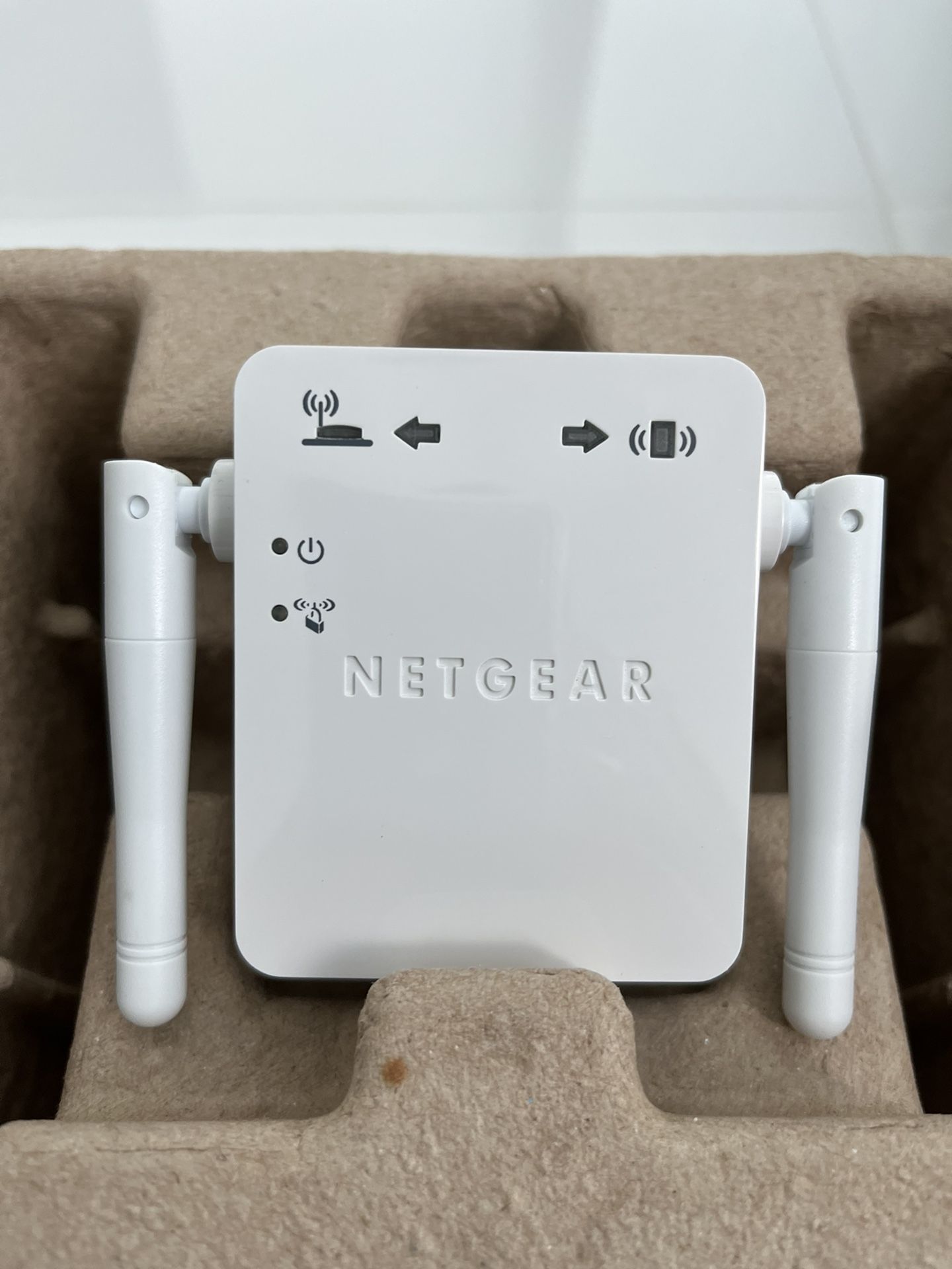 Netgear Wi-Fi Range Extender New 
