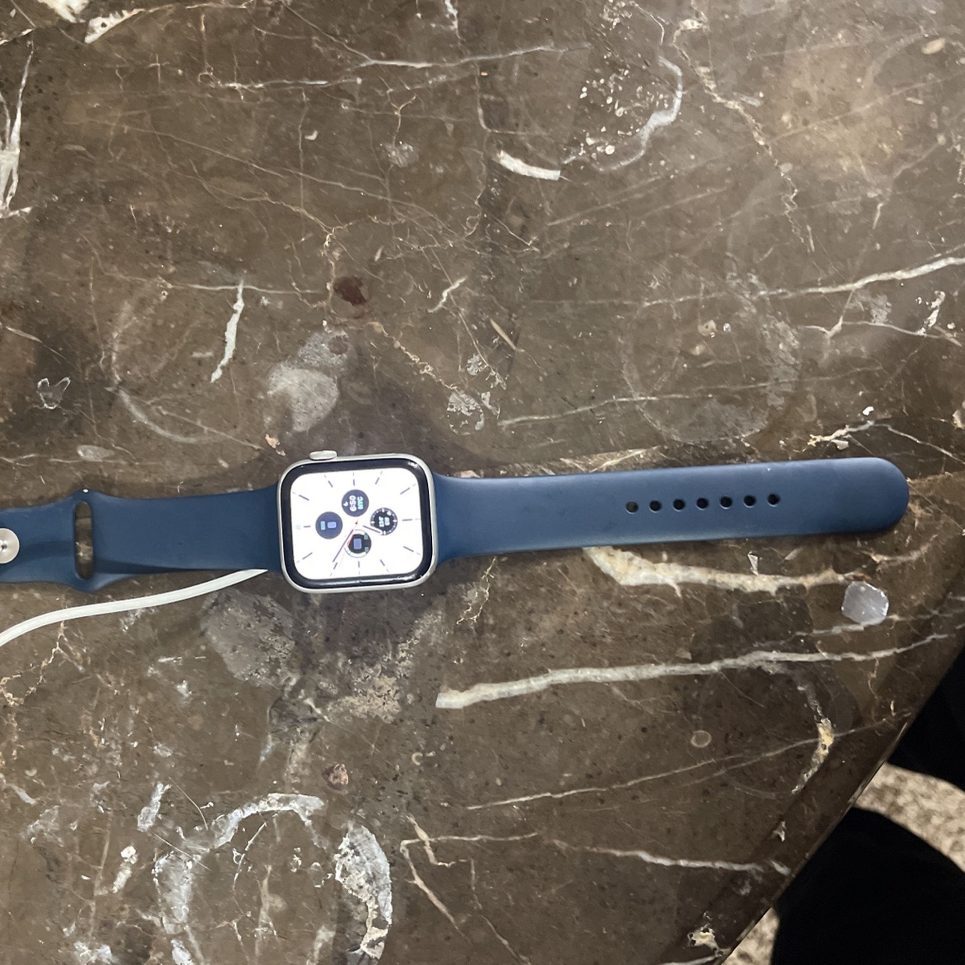 Apple Watch SE