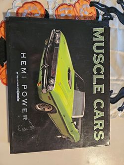 Muscle Cars: Hemi Power Book - Editors of Consumer Guide (Hardcover)