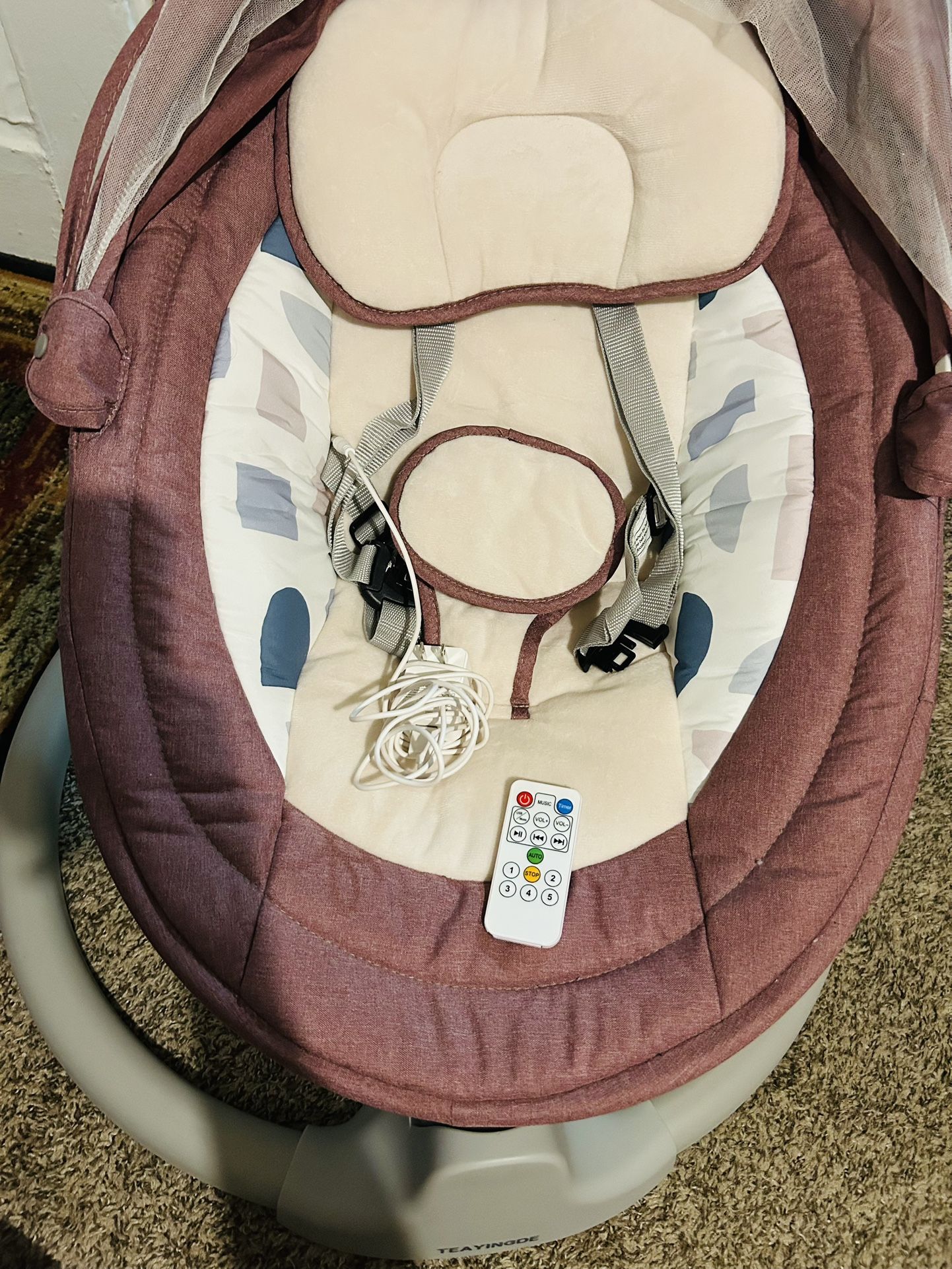 Baby swing