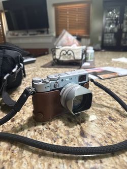 Fuji x100v