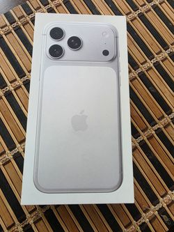 IPHONE 17 PRO MAX SILVER