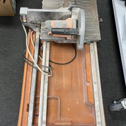 Rigid Tilted Saw 