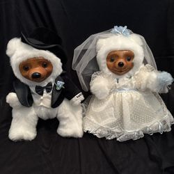 Set of two white vintage 1986 Raikes Bears, Bride and Groom With Display Case