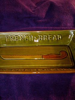 Beautiful Avocado green Vintage LA pottery Large french bread bowl