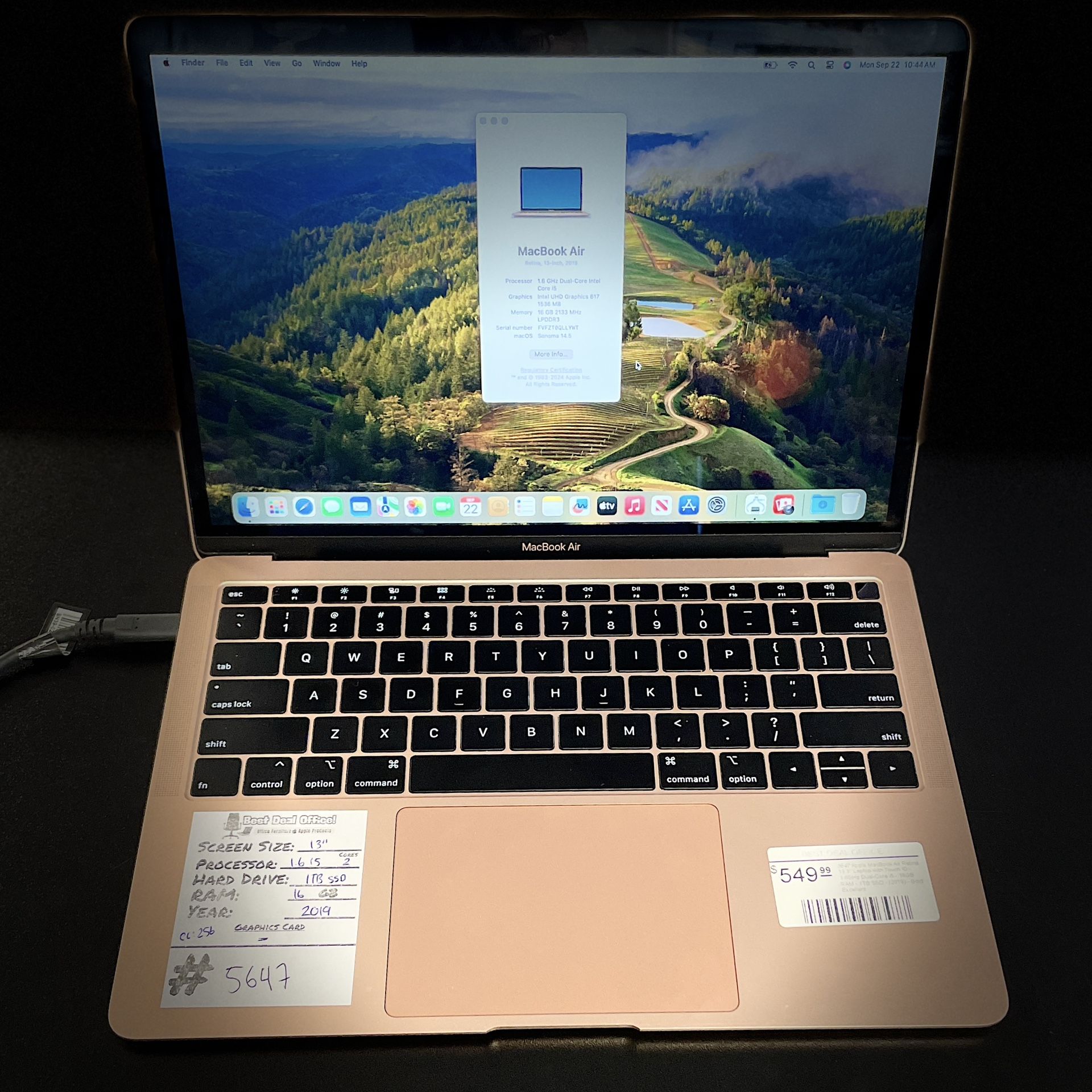 MacBook Air 2019 16GB RAM 1TB SSD Gold with Financing Available and Store Warranty!